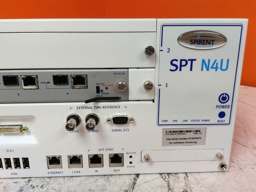 Spirent SPT N4U Chassis with CM-1G-D4 Module Fan Error AS-IS
