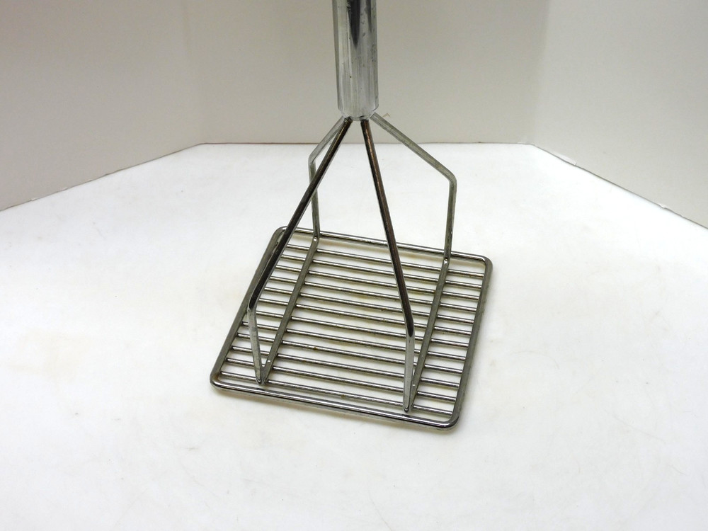 No Name Potato Masher 6" width Square 24" length