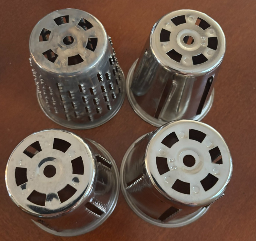 Kitchen Kutter West Bend Manual Food Vegetable Processor w/4 Cones Suction Base