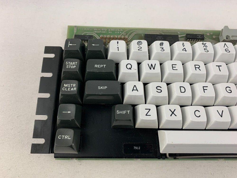 Vintage Micro Switch SD-16160/ 79SD6-1 Stepped Hall Effect Keyboard Complete