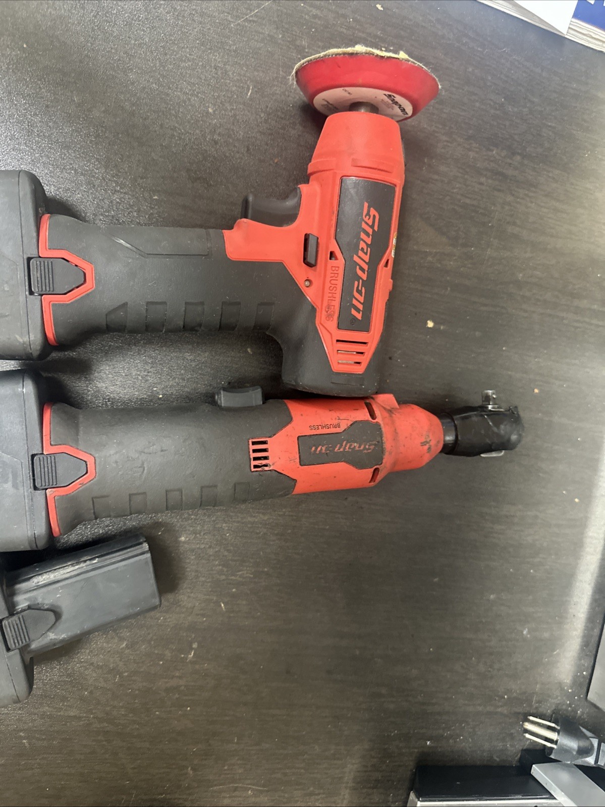 Snap-On 14.4V Ratchet Polisher Sander Brushless Cordless And 3 Batteries 2.5 Ah