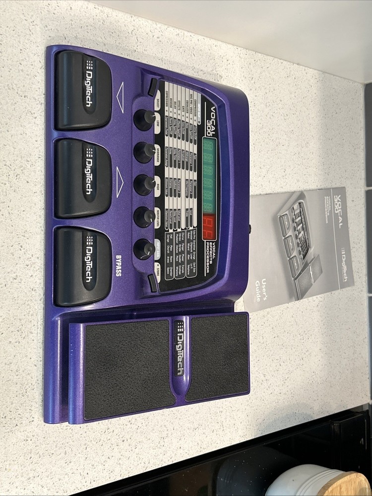 DigiTech Vocal 300 Vocal Multi-Effects Complete Box