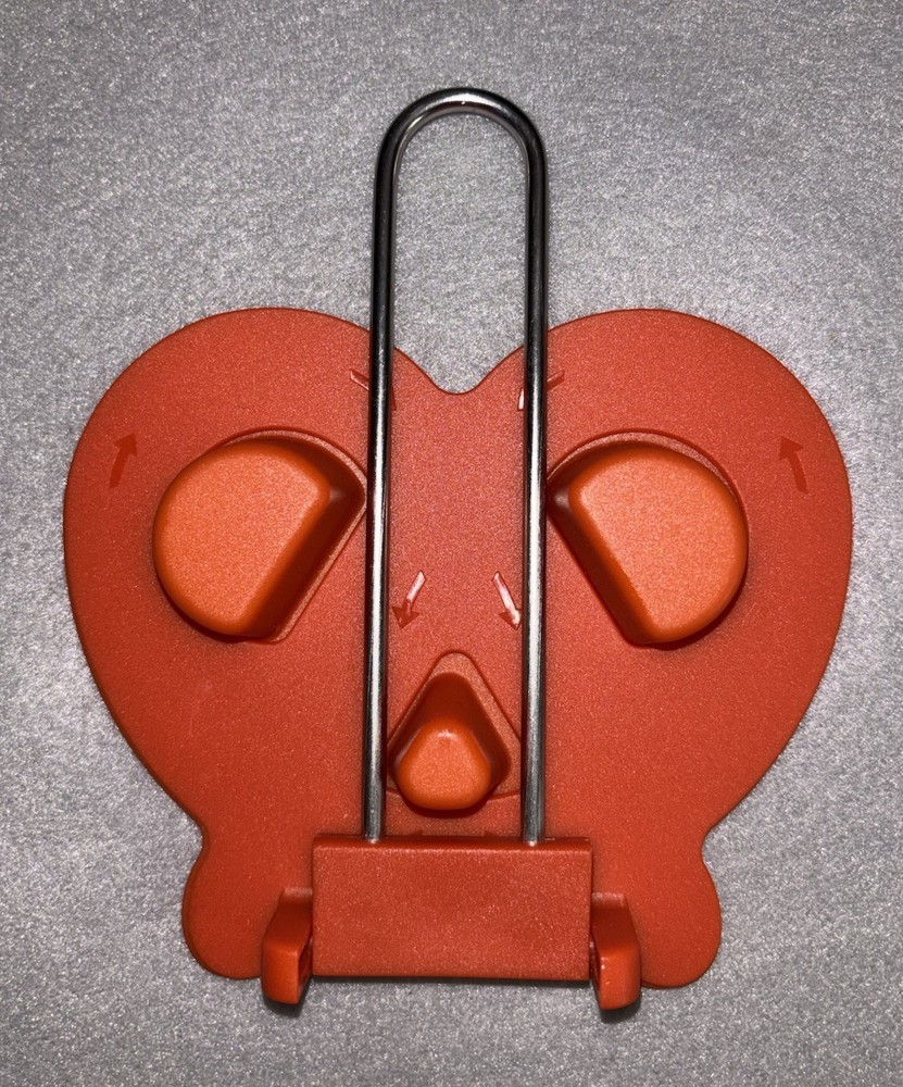 Pampered Chef Soft Pretzel Maker Form Only Easy to Use Kitchen Baking Gadget