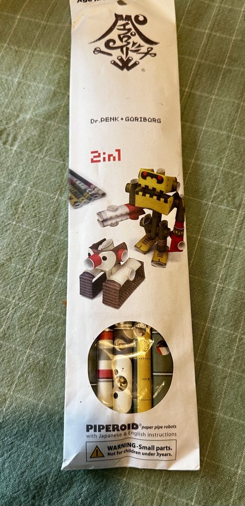 Piperoid Create Your Invader Paper Pipe Robots Dr Penk + Goriborg NIP