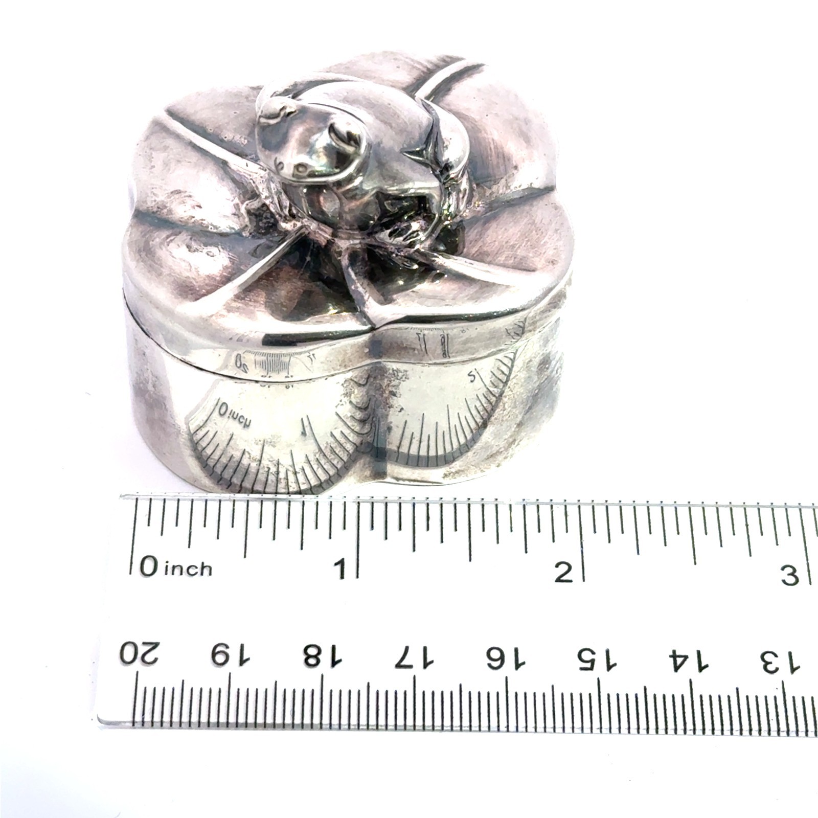 Tiffany & Co. Sterling Silver 925 Frog on Lily Pad Pill Box