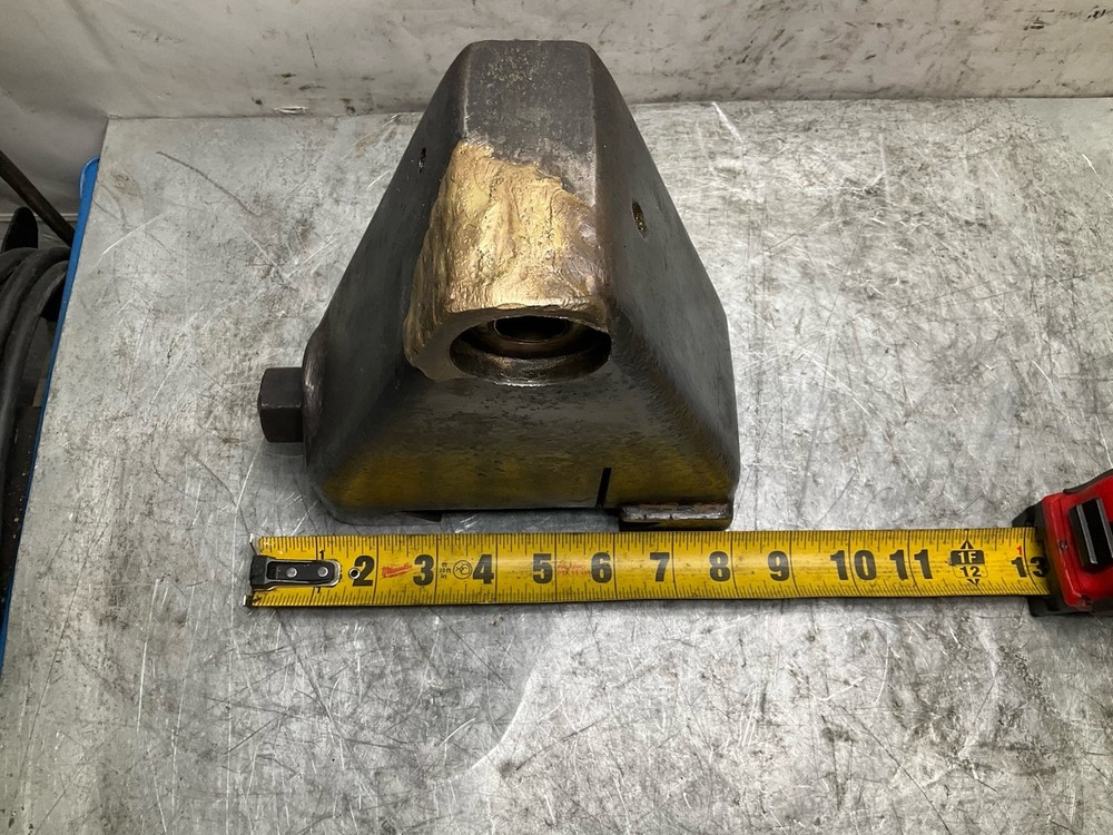 Cincinnati 1M Horizontal Milling Machine Overarm Support