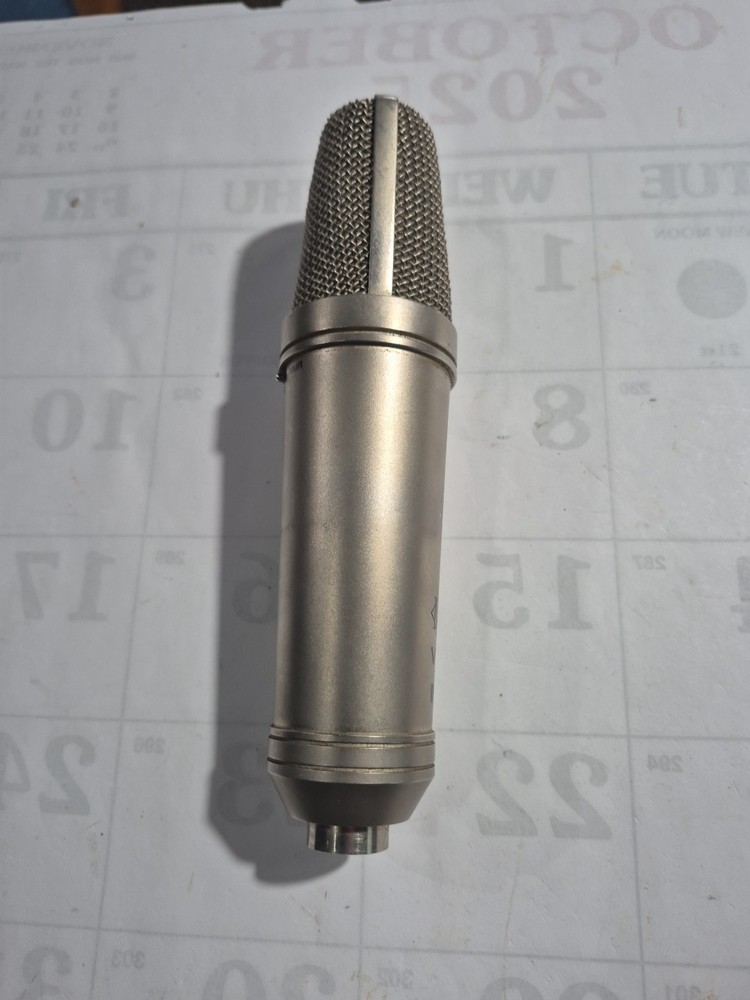 MXL V93M Condenser Microphone MOGAMI
