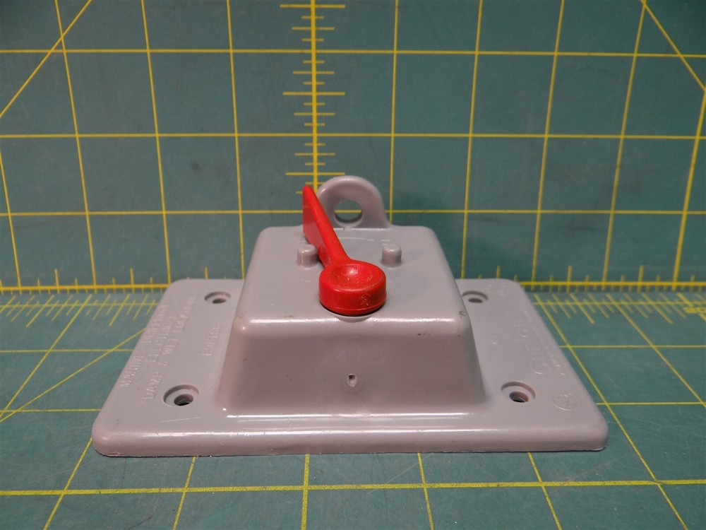 Cantex E98TSC Rectangle PVC 1 Gang Electrical Cover for Single Toggle Switch