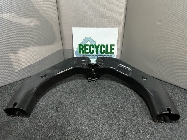 Mercruiser Marine Exhaust Y Pipe Wishbone 8M0110820 No Flappers Boat Mercury