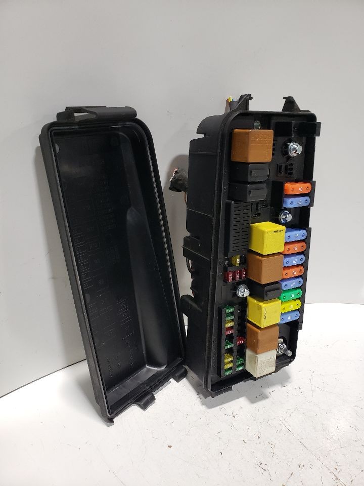 Used Fuse Box Engine fits: 2003 Saab 9-3 Grade A