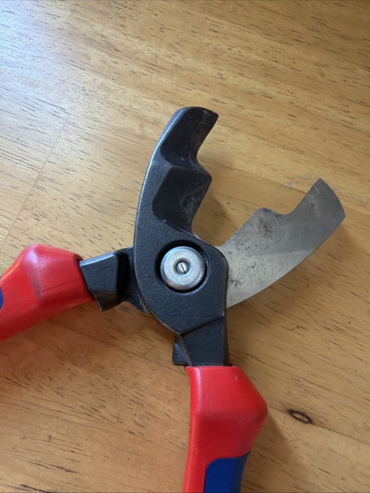 Knipex 9512200 Cable Shears With Twin Cutting Edge With Multi-Component Grips
