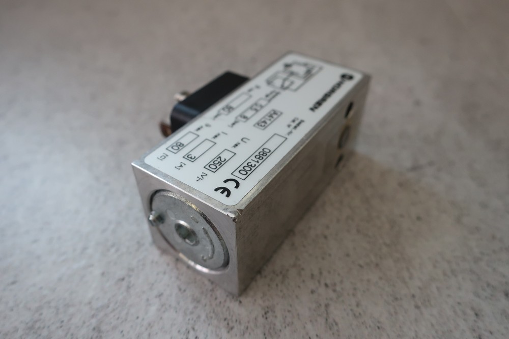 Norgren 0881300 Pressure Switch Range 0.5-8 bar