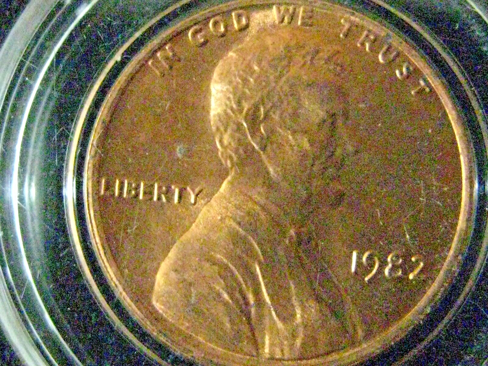 1982 NO MINT MARK LINCOLN PENNY U.S. / UNCIRCULATED CONITION - RARE