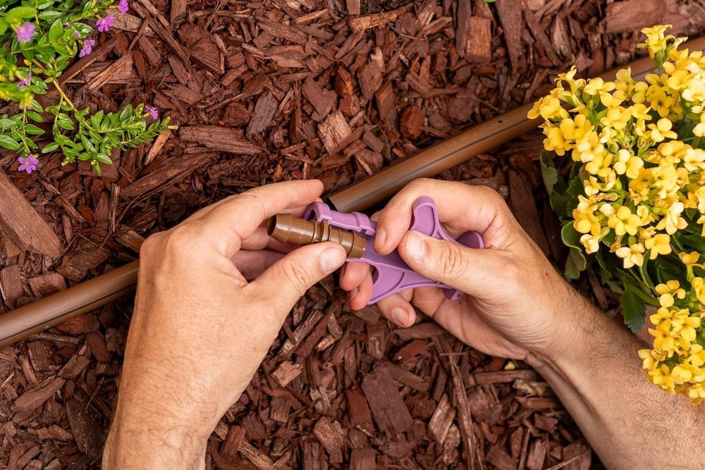 Compact 1/2" Drip Irrigation Barbed Fitting Tool - Effortless Connection Tool