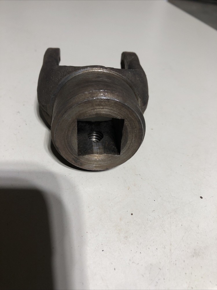 End Yoke PTO U Joint Spicer Dana 10-4-22 3/4 Square Code-02