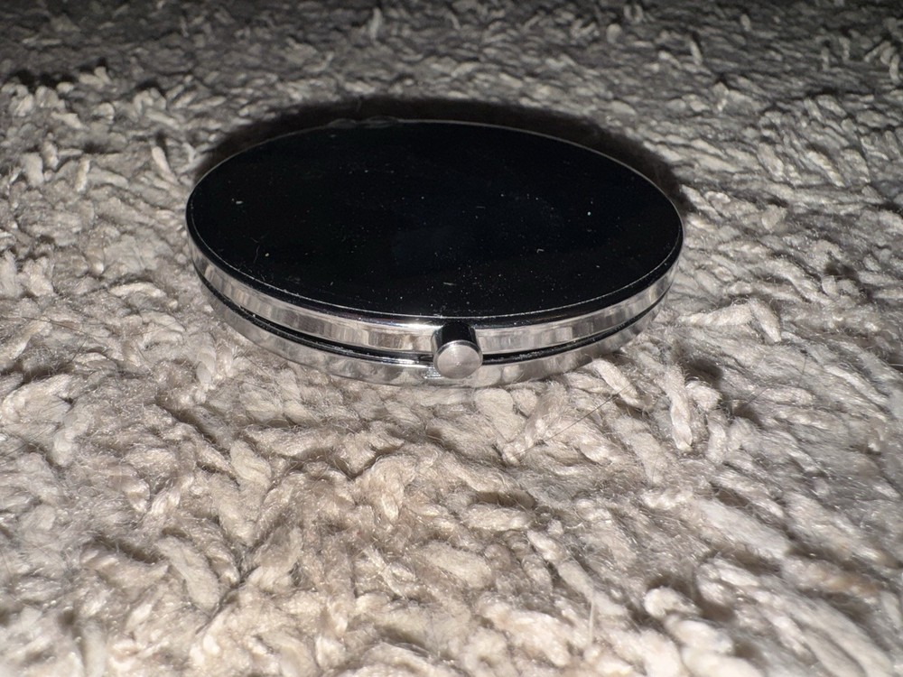 Seattle Space Needle Compact Folding Vanity Mirror Used