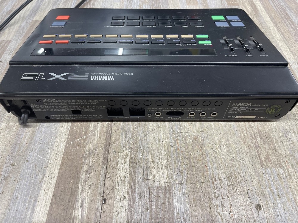 YAMAHA RX15 Digital Drum Machine