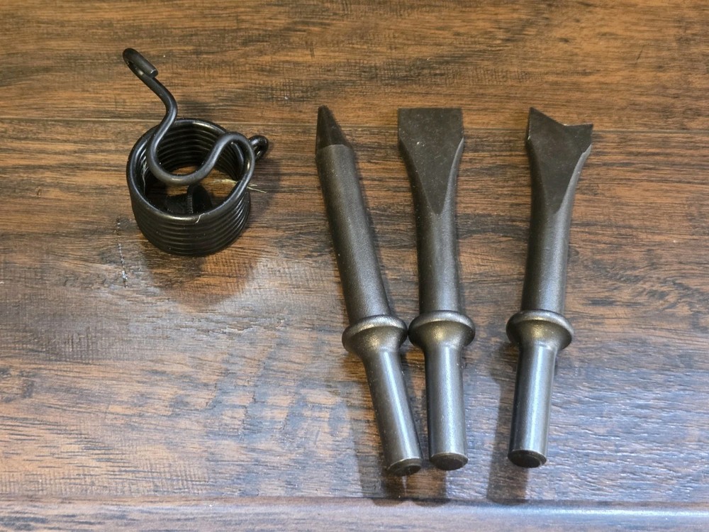 pneumatic air hammer chisel bits and retaining spring