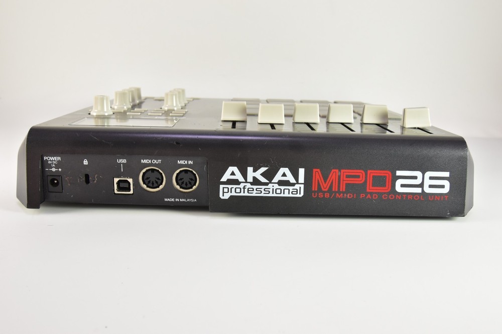 Akai Professional MPD26 USB MIDI Pad Control Unit 16 MPC Pads 6 Faders Knobs