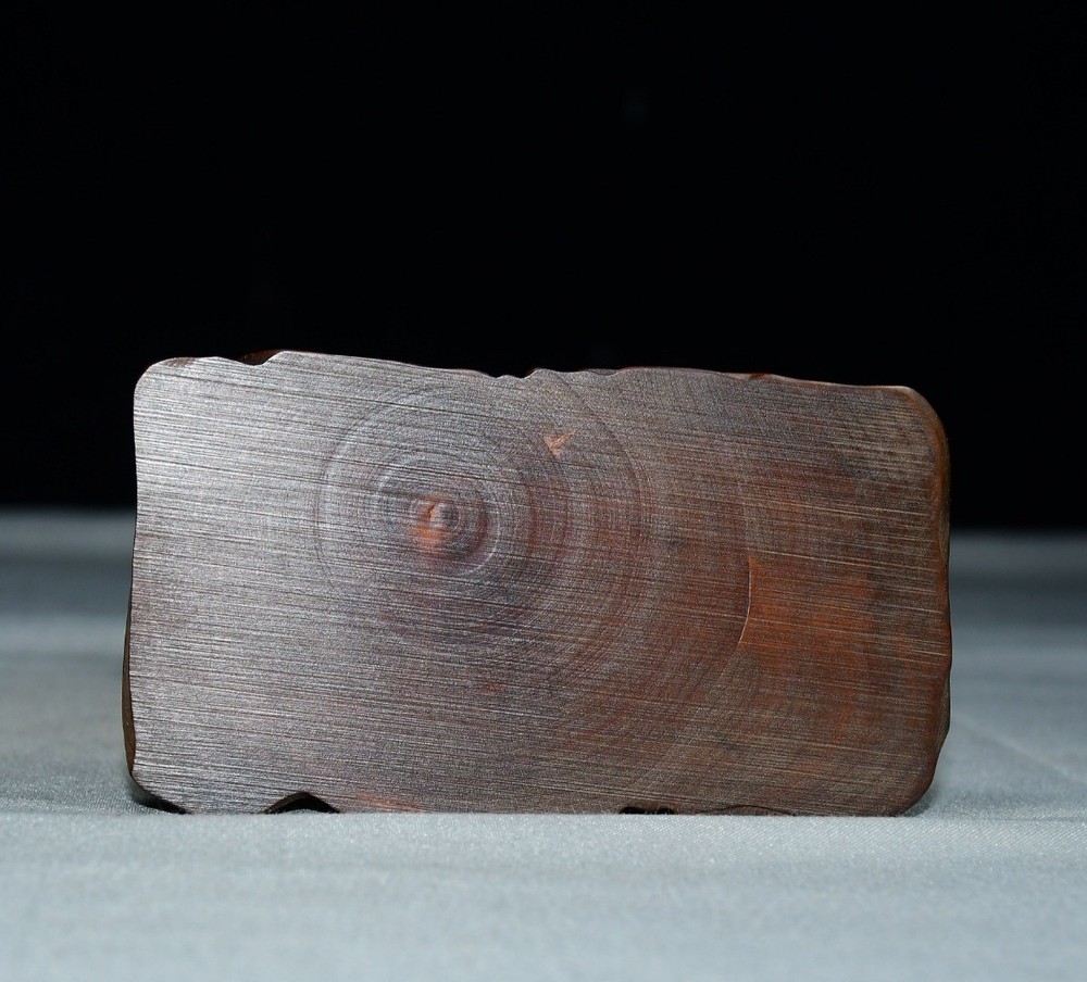 Exquisite Small Leaf Boxwood Sandblasted Descending Ornament
