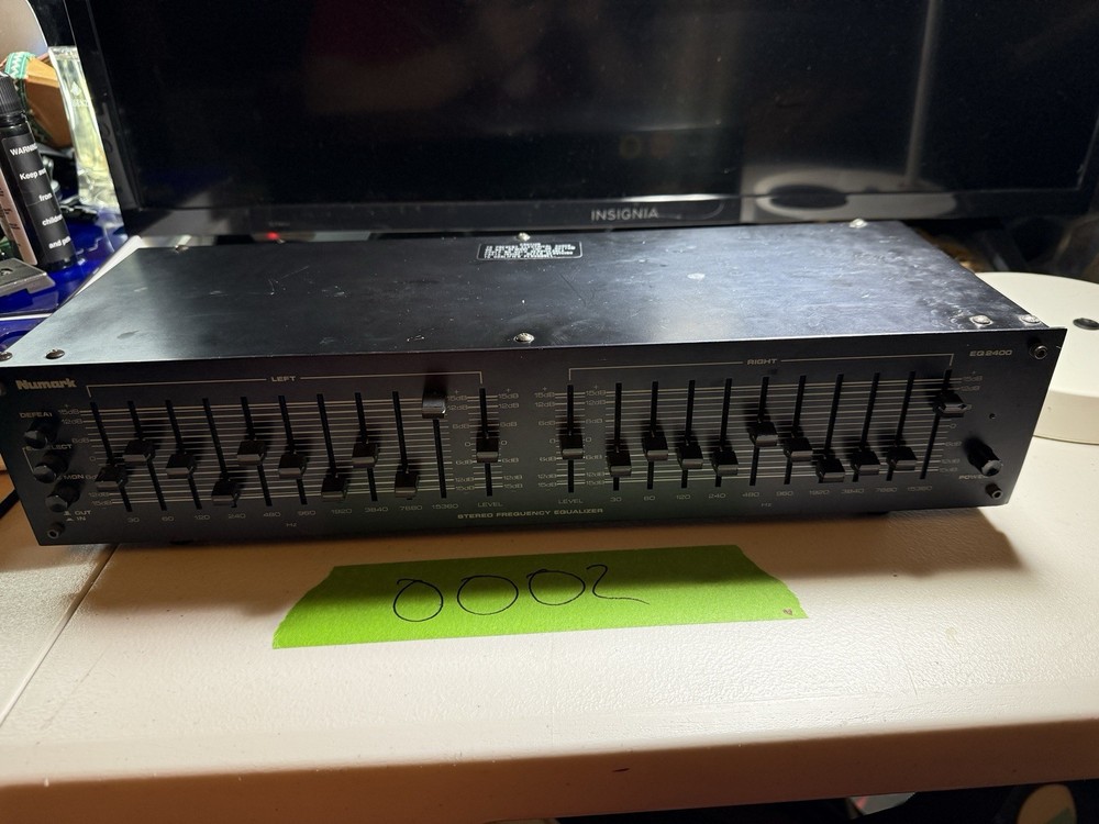 Numark Eq-2400 Equalizer Stereo Frequency