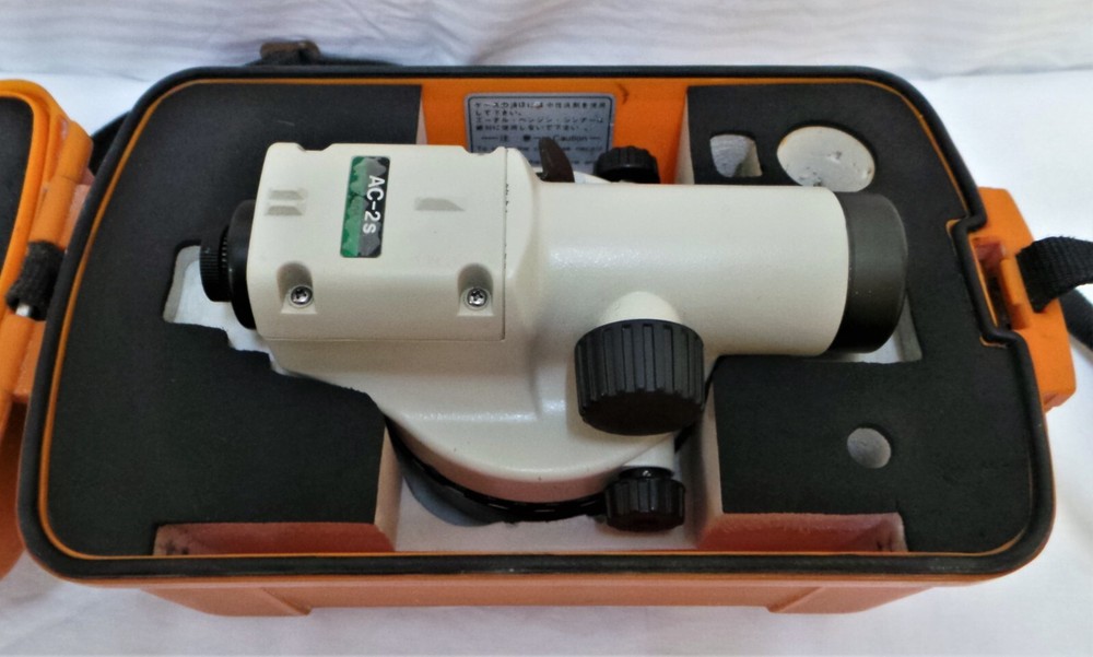 NIKON AC-2s AUTOMATIC LEVEL-360 Degree Surveying Instrument.