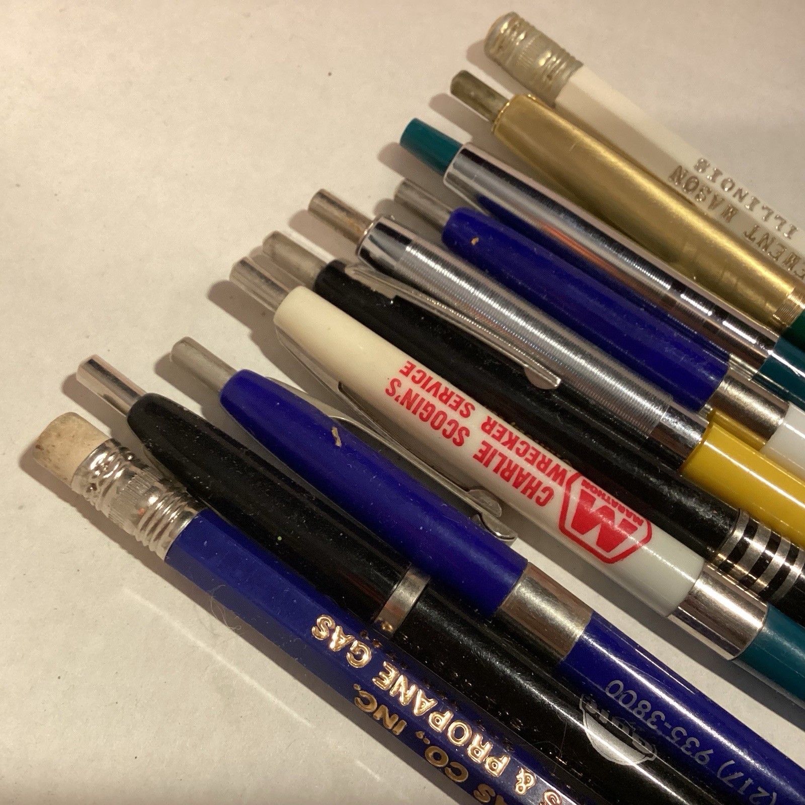 VINTAGE 1970'S ADVERTISING PENS GAS & OIL AND TRUCKING FROM ILLINOIS LOT OF 10