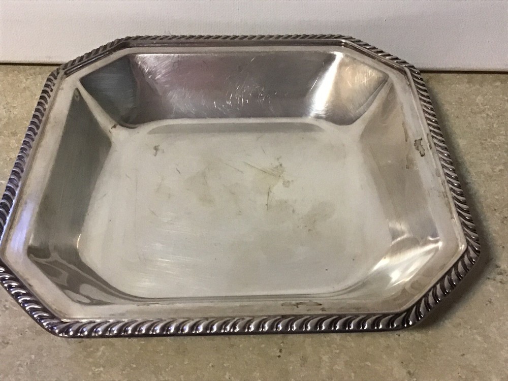 Vintage Sheffield Silver Co Silver Plate Covered Dish Server USA