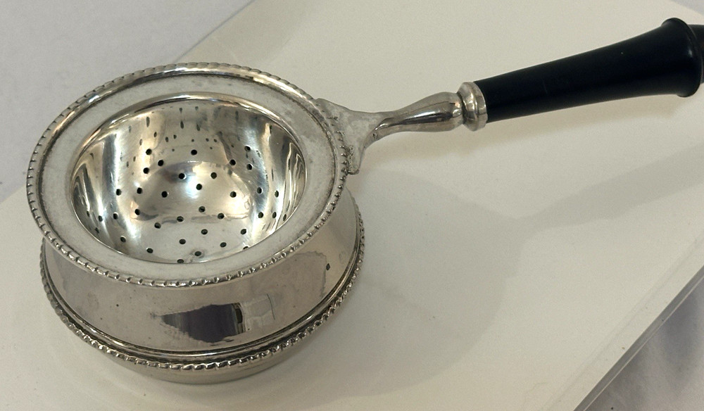 Vintage Weighted Silver Plated Tea Strainer 2 Piece Beaded Edge Bakelite Handle