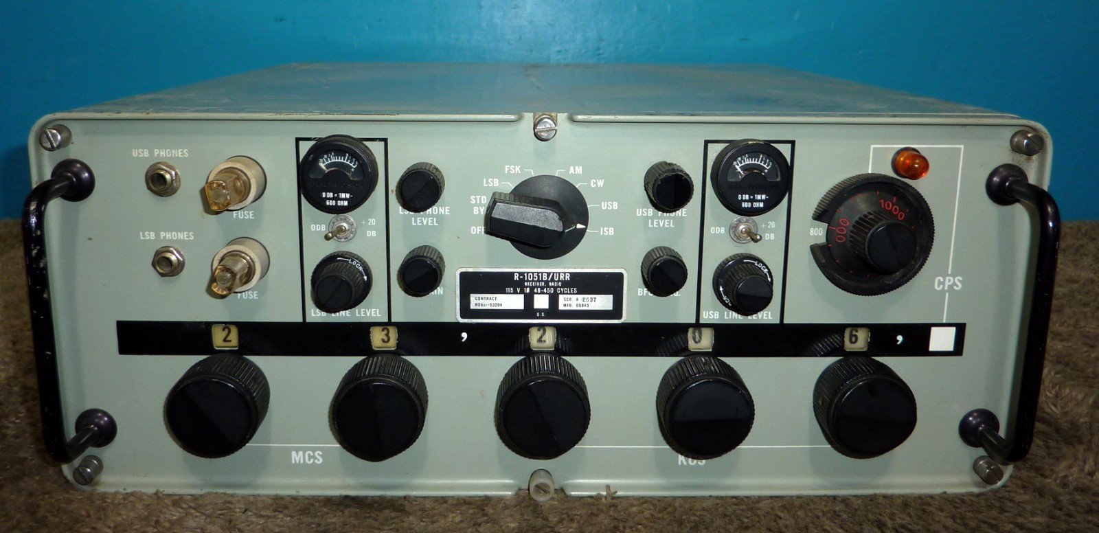 Raytheon R-1051B/URR Radio Receiver