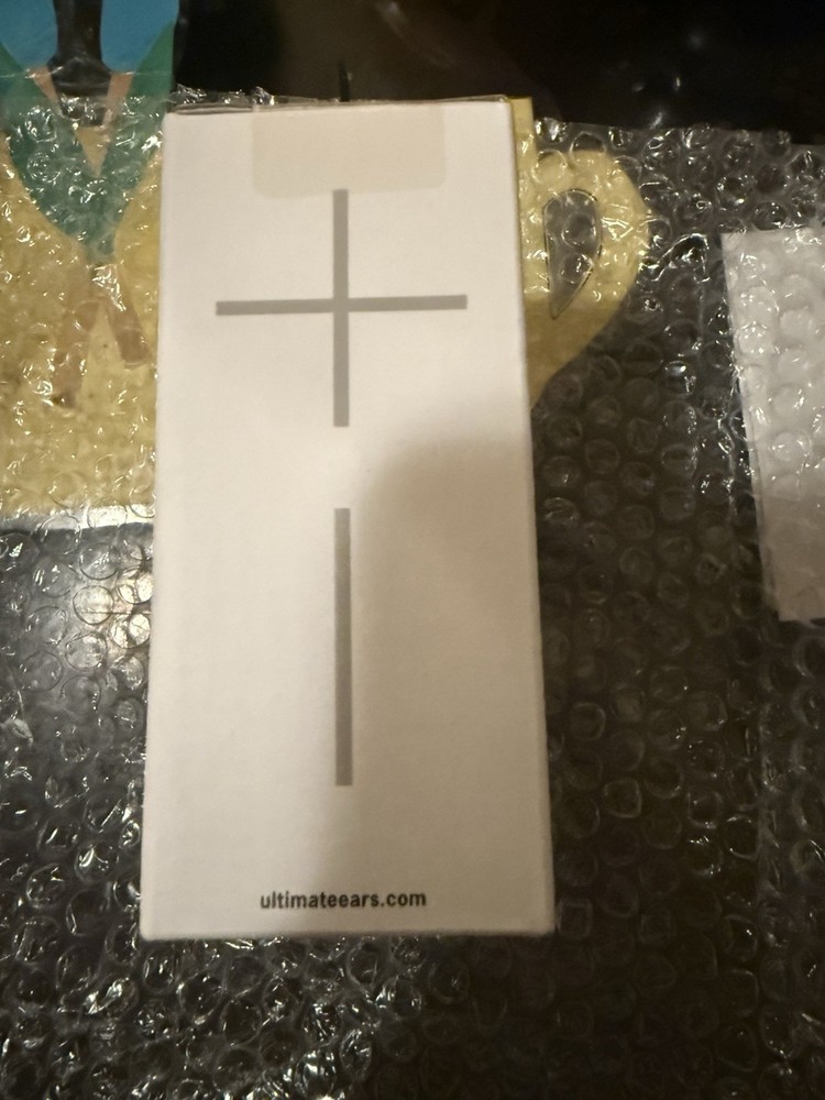 Ultimate Ears - MINIROLL Waterproof Bluetooth Speaker - Gentle Black