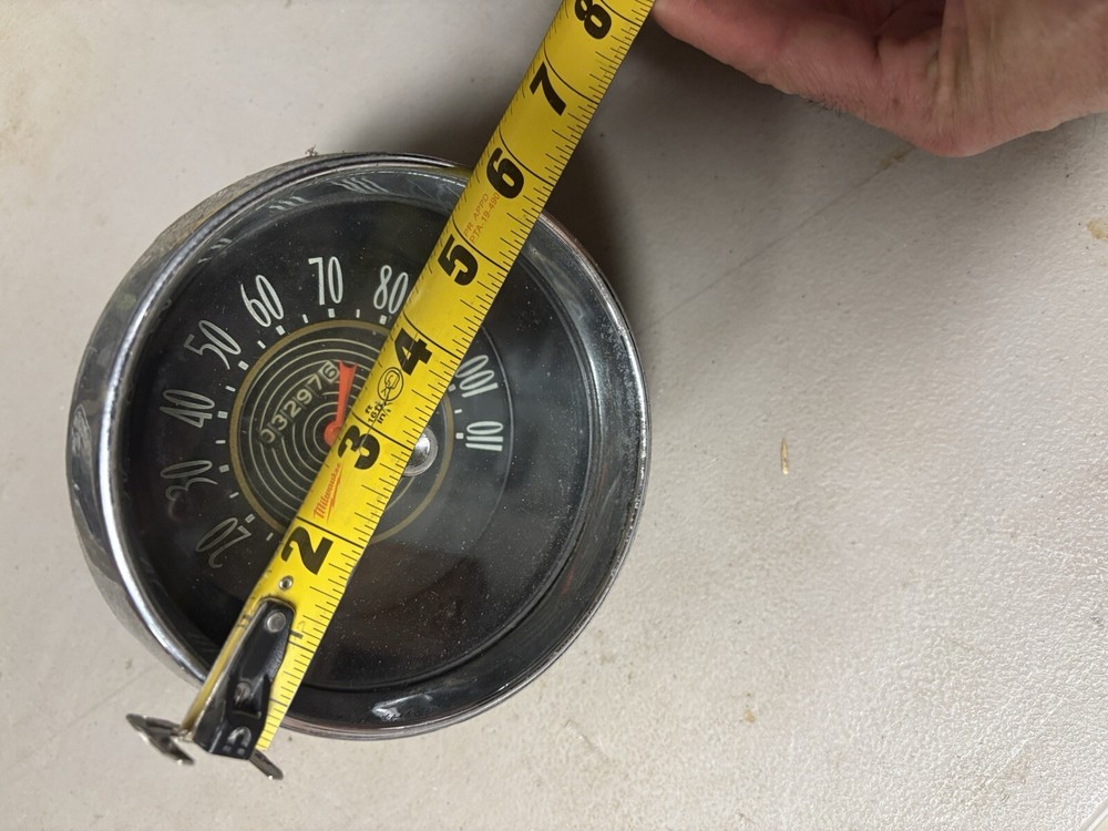 Vintage Speedometer USED AS IS , UNTESTED Unknown 565DBY3