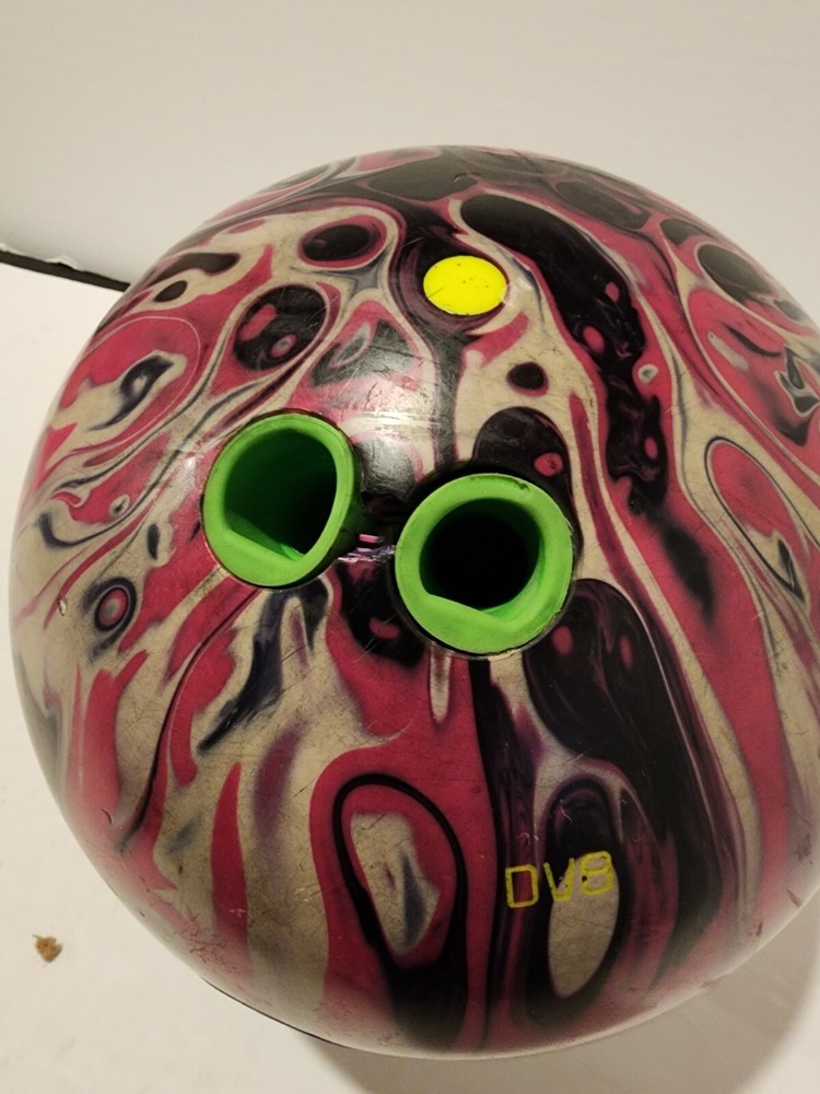 15 Lb Bowling Ball DV8 Decree Solid Turbo Switch Grip ***cracked bridge***