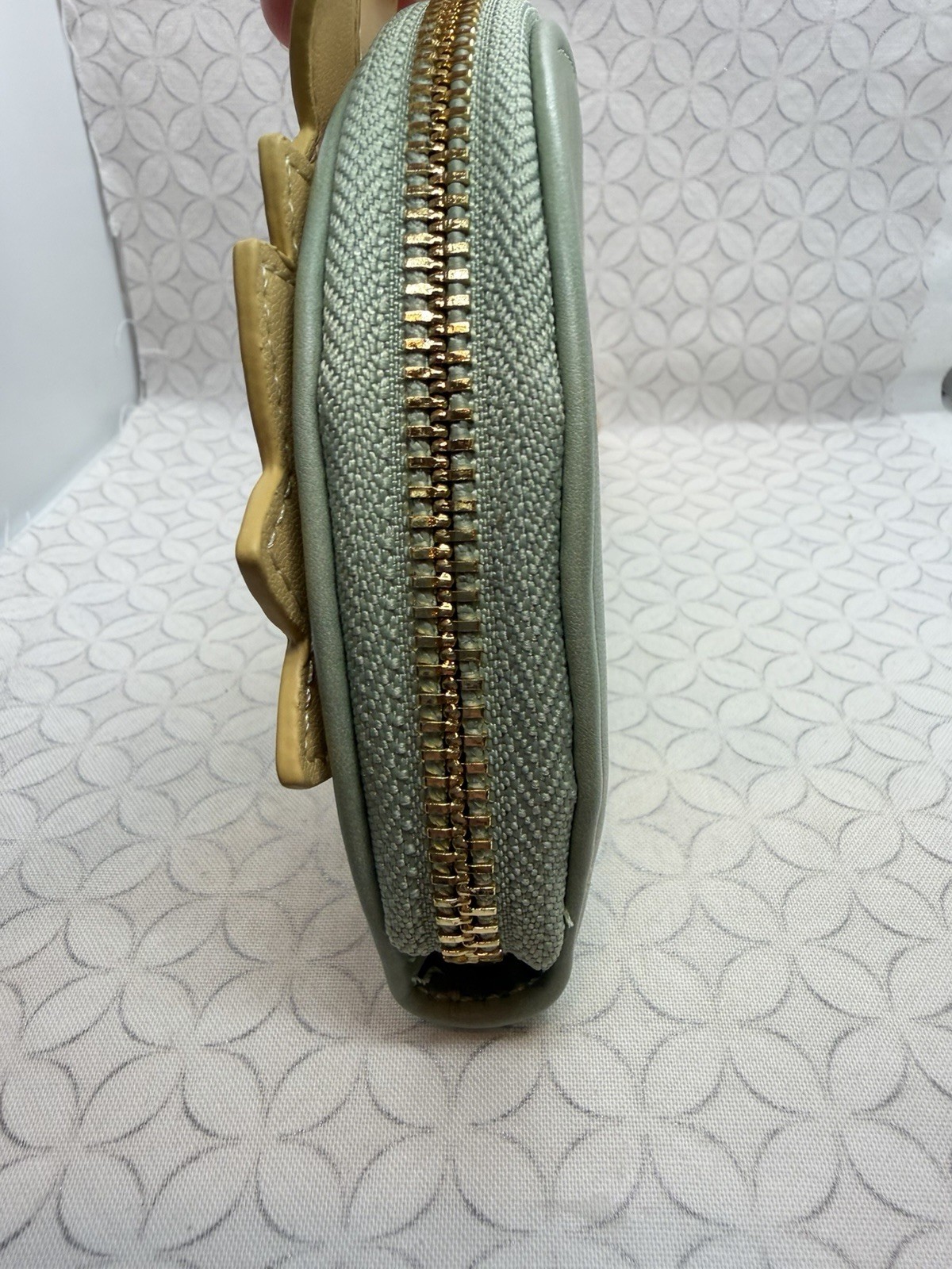 Boxlunch Her Our Universe Disney Mulan Comb Figural Coin Purse Cosplay