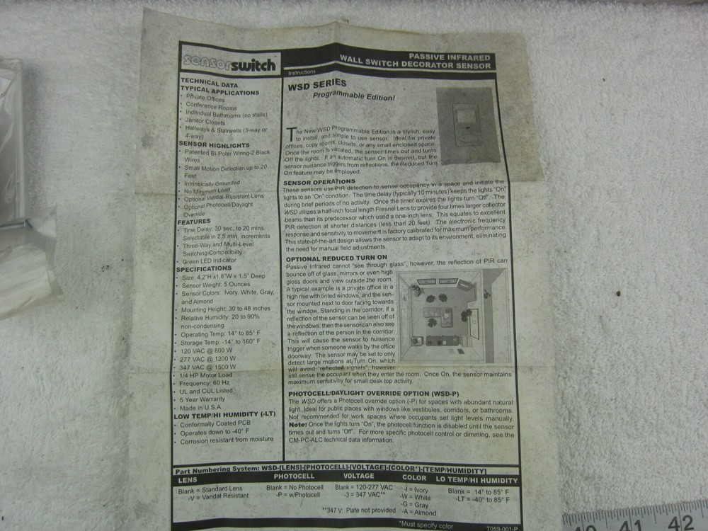 SensorSwitch WSD-W White PIR Wall Switch, Used