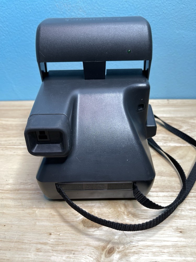 Polaroid 636 Closeup Instant Camera Untested