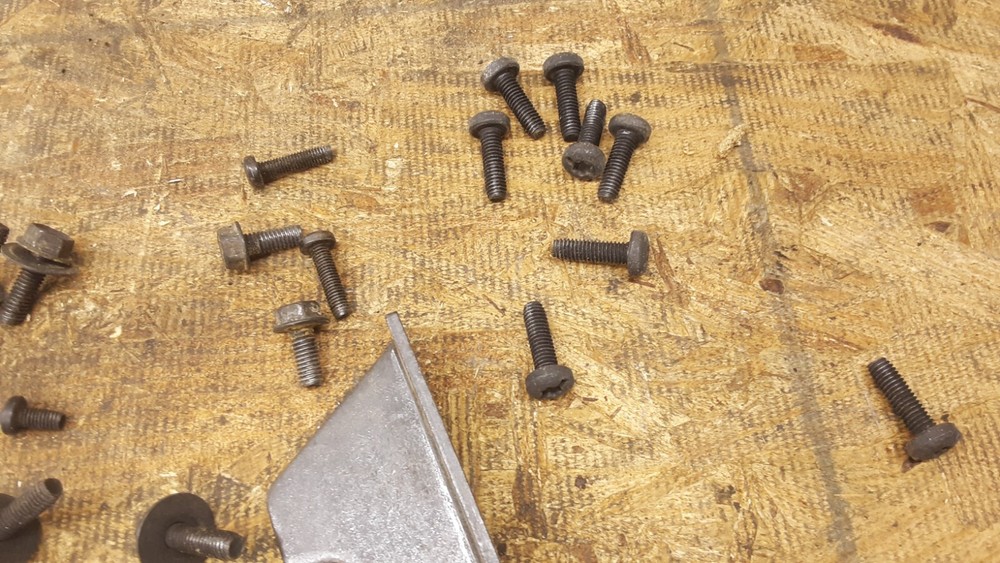 Dewalt DW744 Type 2 Table Saw Misc. Hardware and Screws Bracket