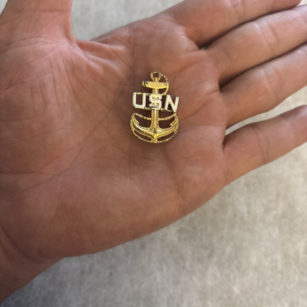 WWII US Navy Chief Petty Officer Pin