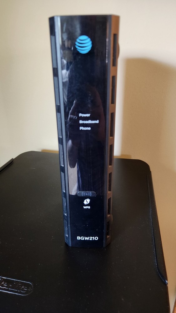 Used ATT BGW210 WPS good condition