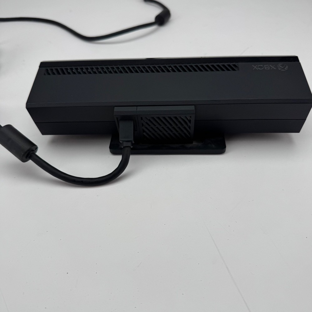 Microsoft Xbox Kinect Sensor v2 for Xbox One – Motion Camera Untested