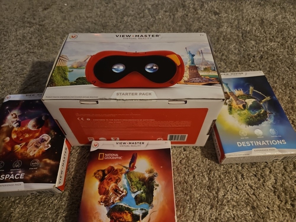 View Master 360 Virtual Reality Mattel Starter Pack PLUS 3 Experience Packs