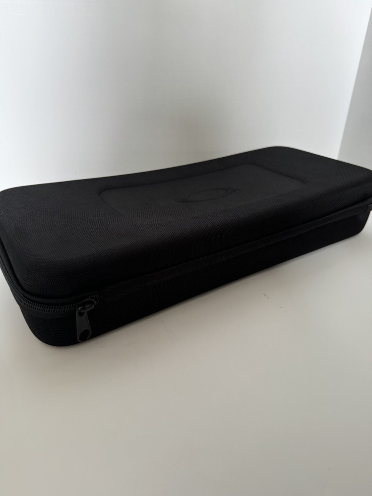 NEW 100% OCP OAKLEY Rectangular Zip Vault Multiple Sunglasses Travel Case