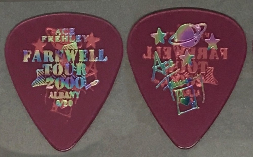 ⚡️KISS Ace Frehley Farewell oil prism on st pink guitar pick - Albany, NY 6/20