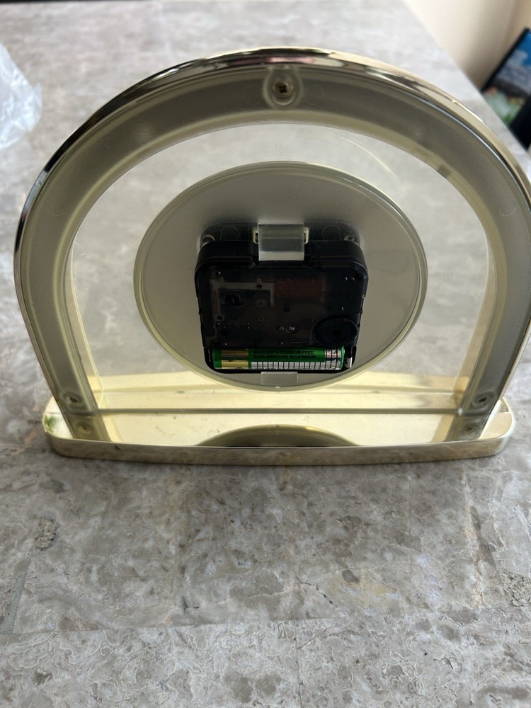 Seiko Quartz Vintage Gold Dome Desk Clock
