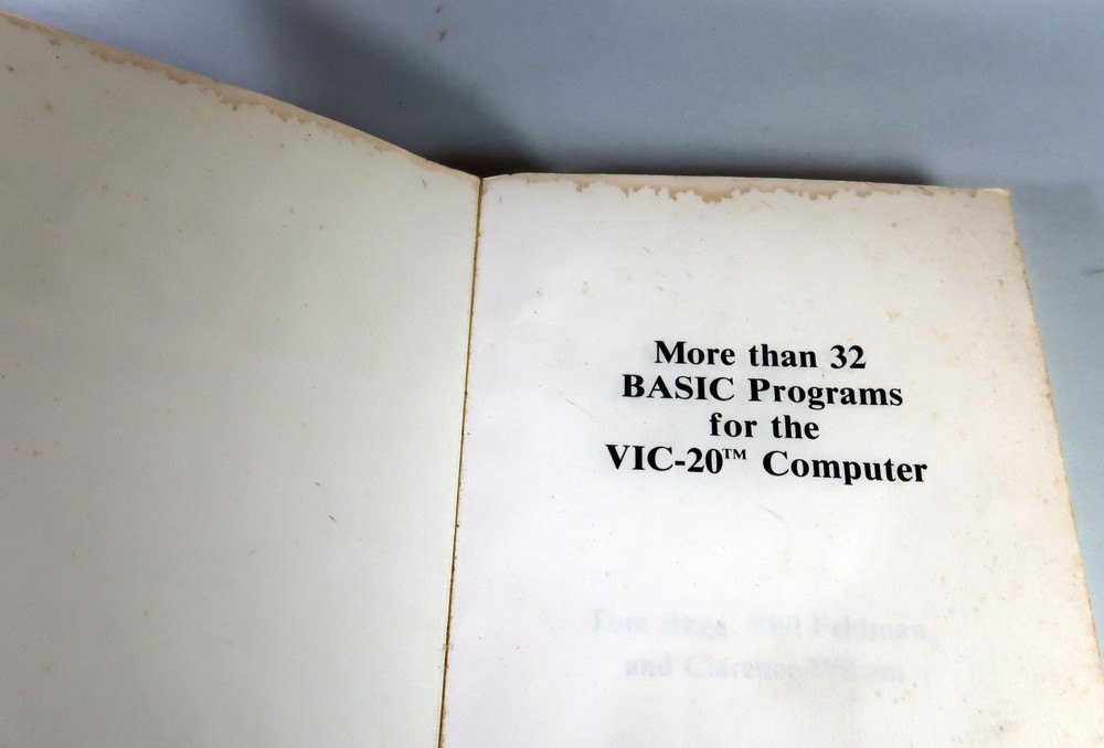 More Than 32 Basic Programs for VIC-20 1983 Computer Book Vintage