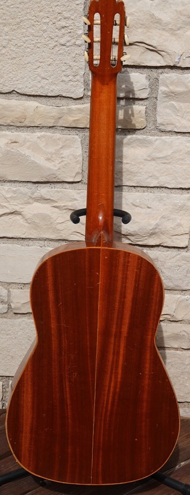 HERMANOS LEAL CLASSICAL GUITAR