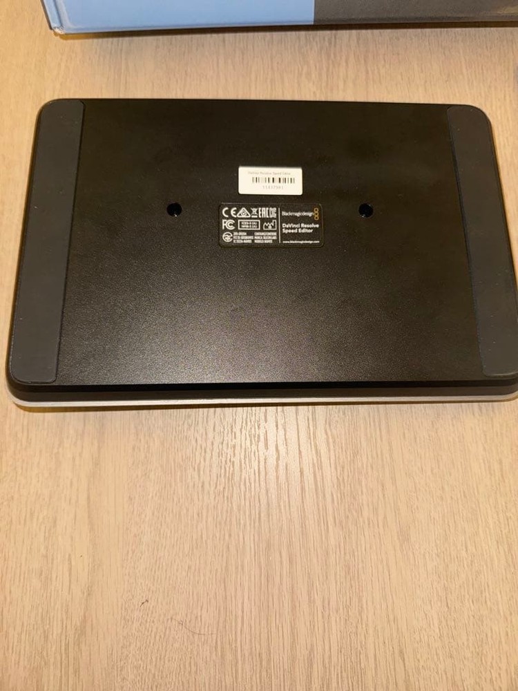 DaVinci Resolve Speed Editor Keyboard Blackmagic Design (No Software License)