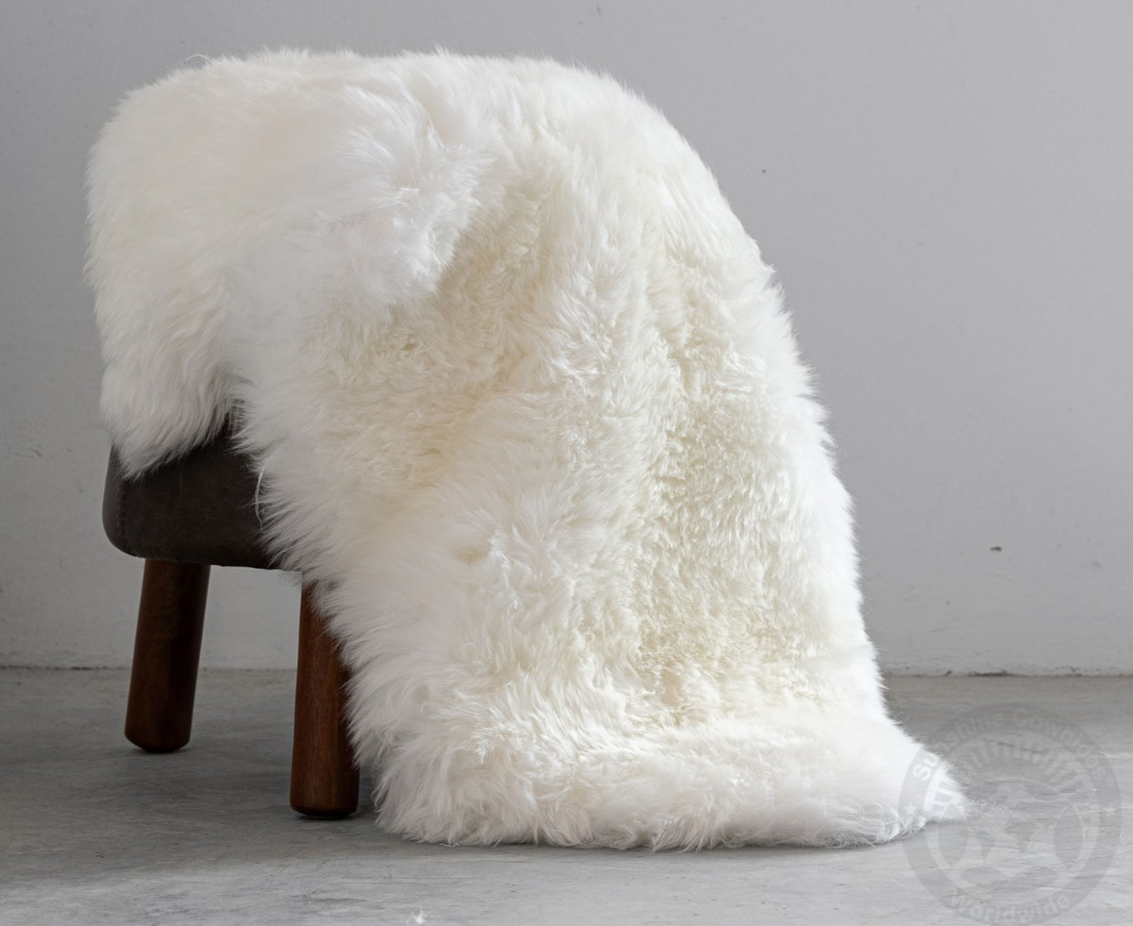 Real Sheepskin Rug  Natural White  - Size 2 x 3'  Lambswool