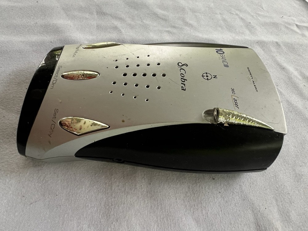 Cobra ESD 9560 Radar Detector