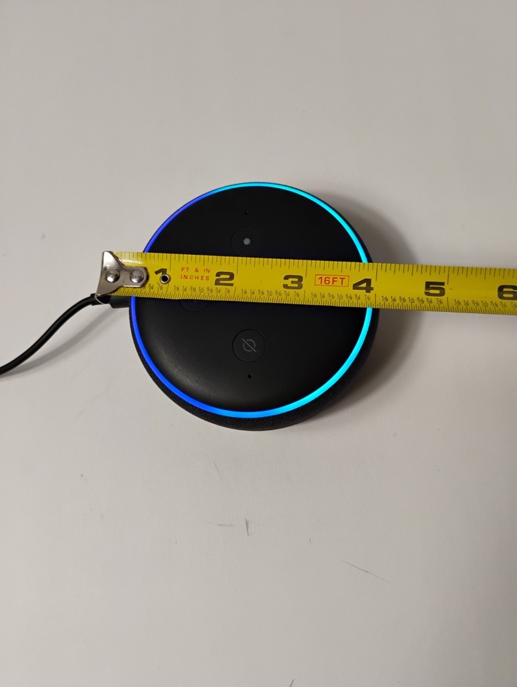 Amazon Echo Dot (2nd Generation) Smart Speaker R- NZ 15 W.